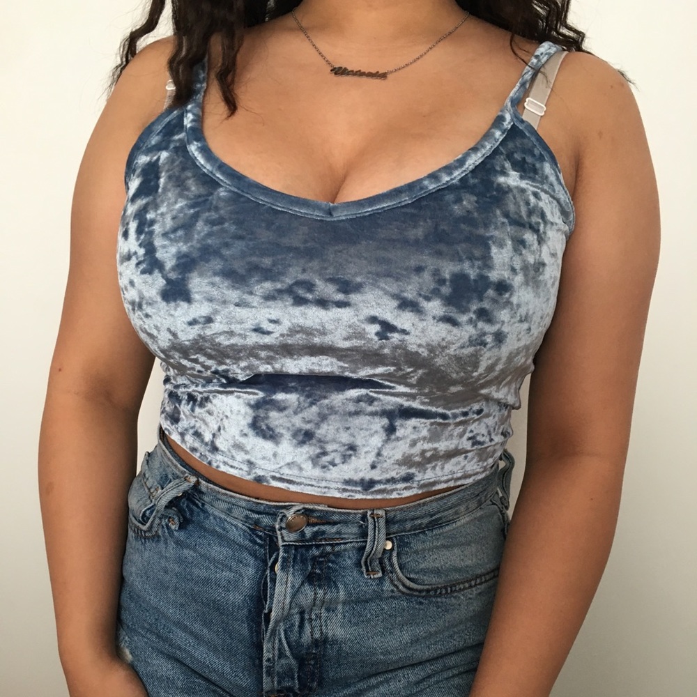 🍉 baby blue velvet crop top